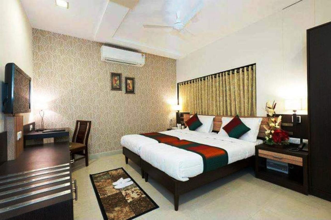Hotel Siddharth Palace Jaipur Exterior photo